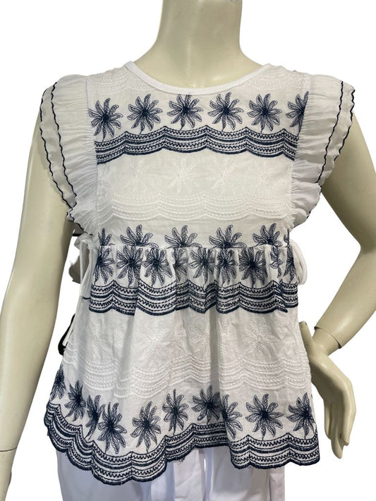 Chompoo White and Blue Hawaiian Embroidered Sleeveless Blouse