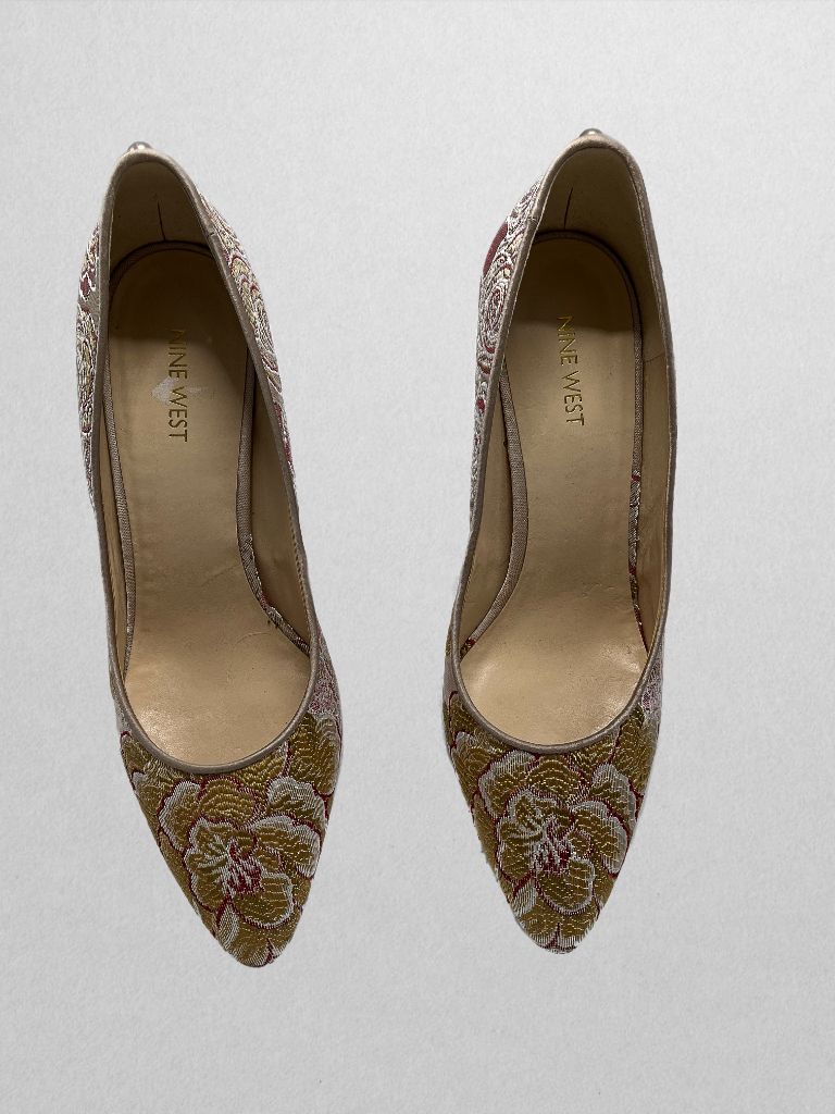 Nine West Cream/Rose Embroidered Tapestry Floral Heels