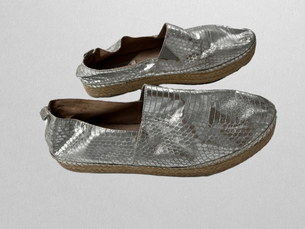 Steve Madden Silver Espadrille Flats