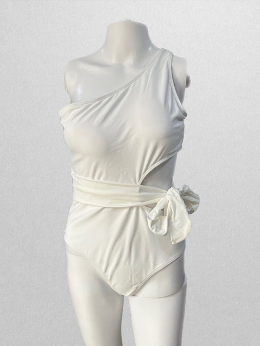 Lillusory White One-Shoulder Cutout Swimsuit