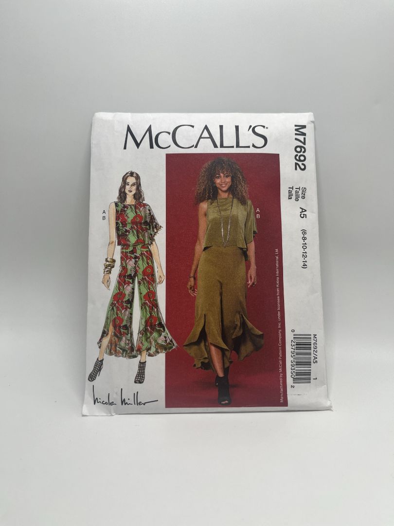 McCall's M7692 Women's Top & Pants Sewing Pattern Size A5