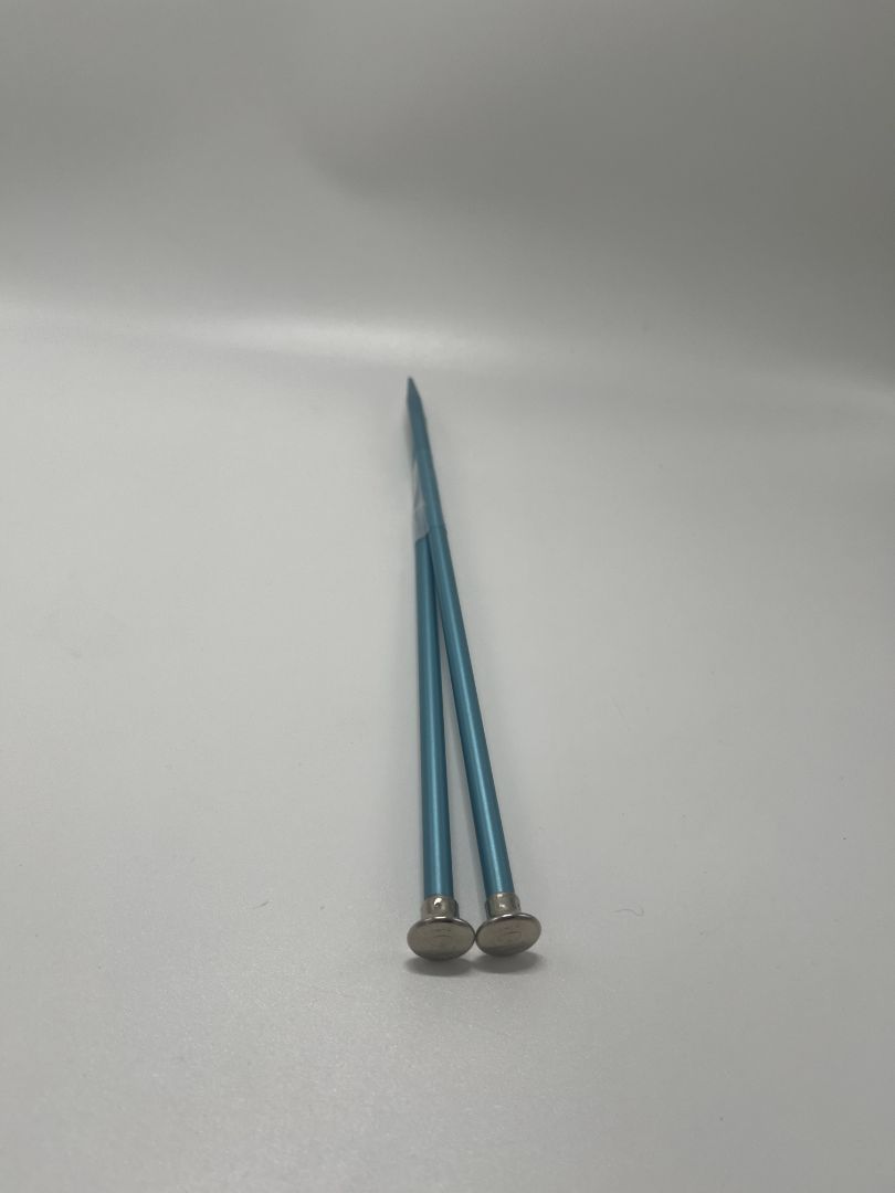 Susan Bates Light Blue Size 10 Knitting Needles