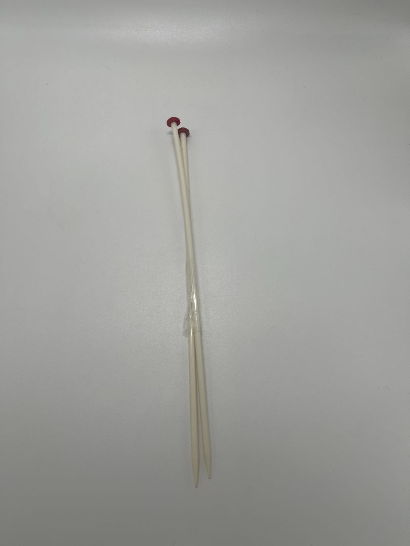 White Size 6 Plastic Knitting Needles