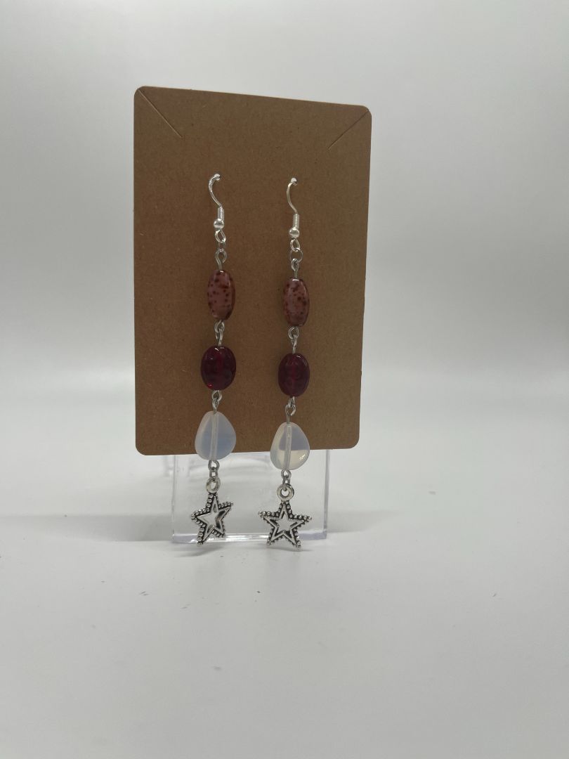 Red & White Star Long Dangle Earrings | Silver