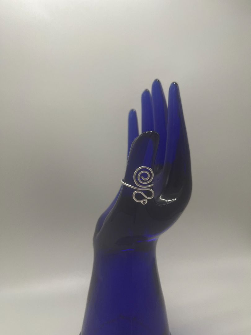 Spiral + Abstract Wavy Wire Ring Size 7.5 | Silver