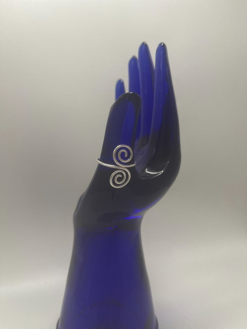 Double Spiral Adjustable Size 8 Ring | Silver