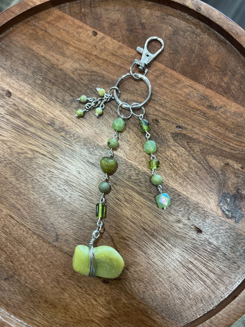 Loop Keychain Thread Serpentine Green Dangle Beaded Wire Loop Bag Charm/Keychain – Recycled ...
