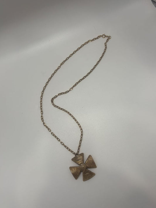 Vintage 1970s Accessocraft N.Y.C. Gold Vintage Textured Pendant Necklace