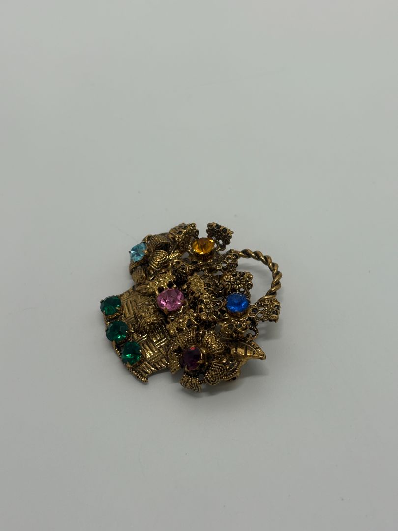 Gold-Tone Vintage Rhinestone Flower Basket 1950s/1960s Brooch Pin