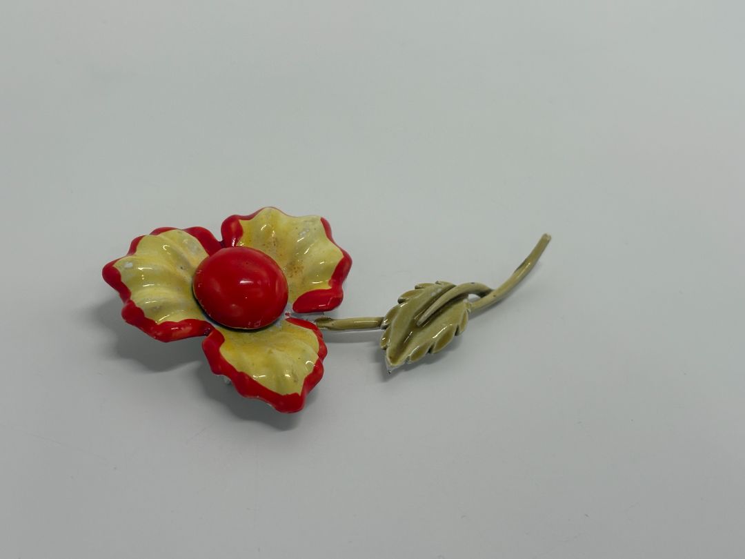 Yellow/Red Vintage Flower Power 1960s Mod Pop Art Brooch Pin