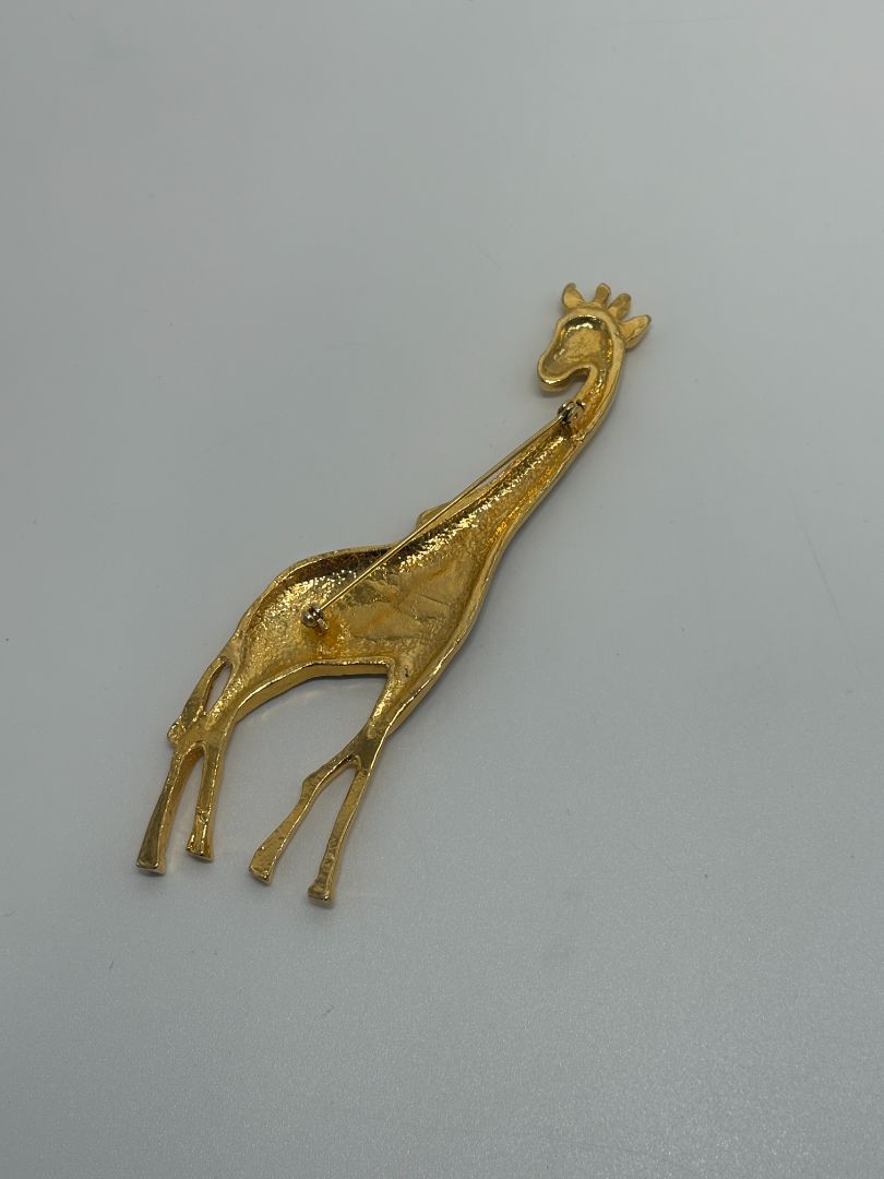 Gold-Tone Vintage Mid-Century 1970s/1980s Standing Giraffe Brooch Pin