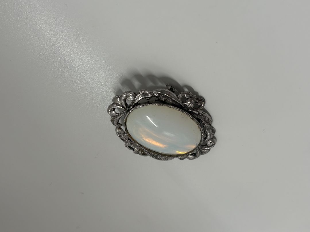Vintage 1970 Faux Oval Opaline Silvery Pewter Tone Brooch Pin