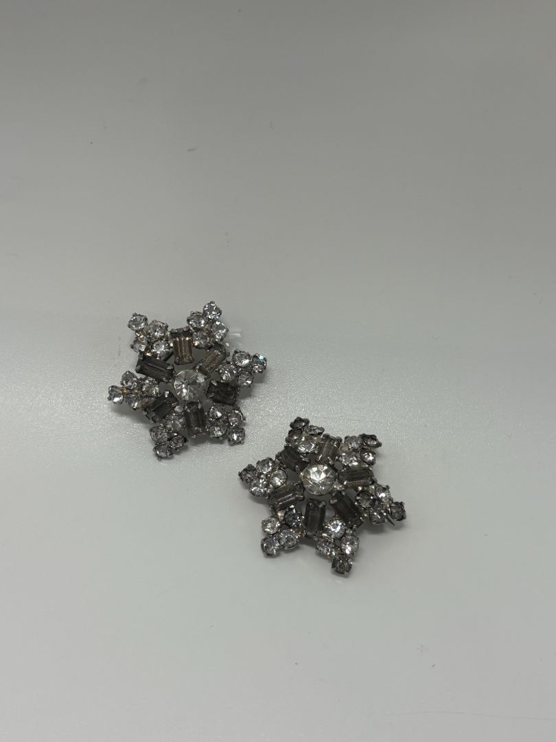 Silver-Tone Vintage 1950s Mid Century Rhinestone Snowflake Scatter Brooch Pin Set