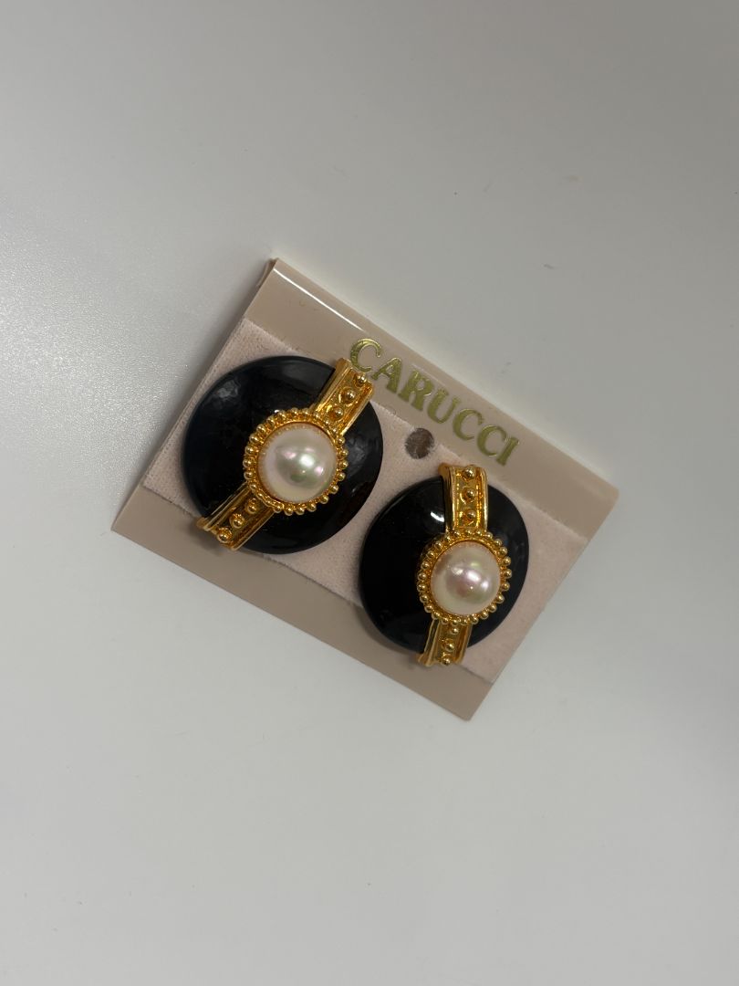 Carucci Vintage 80s/90s Black/Gold Enamel Faux Pearl Clip-On Earrings