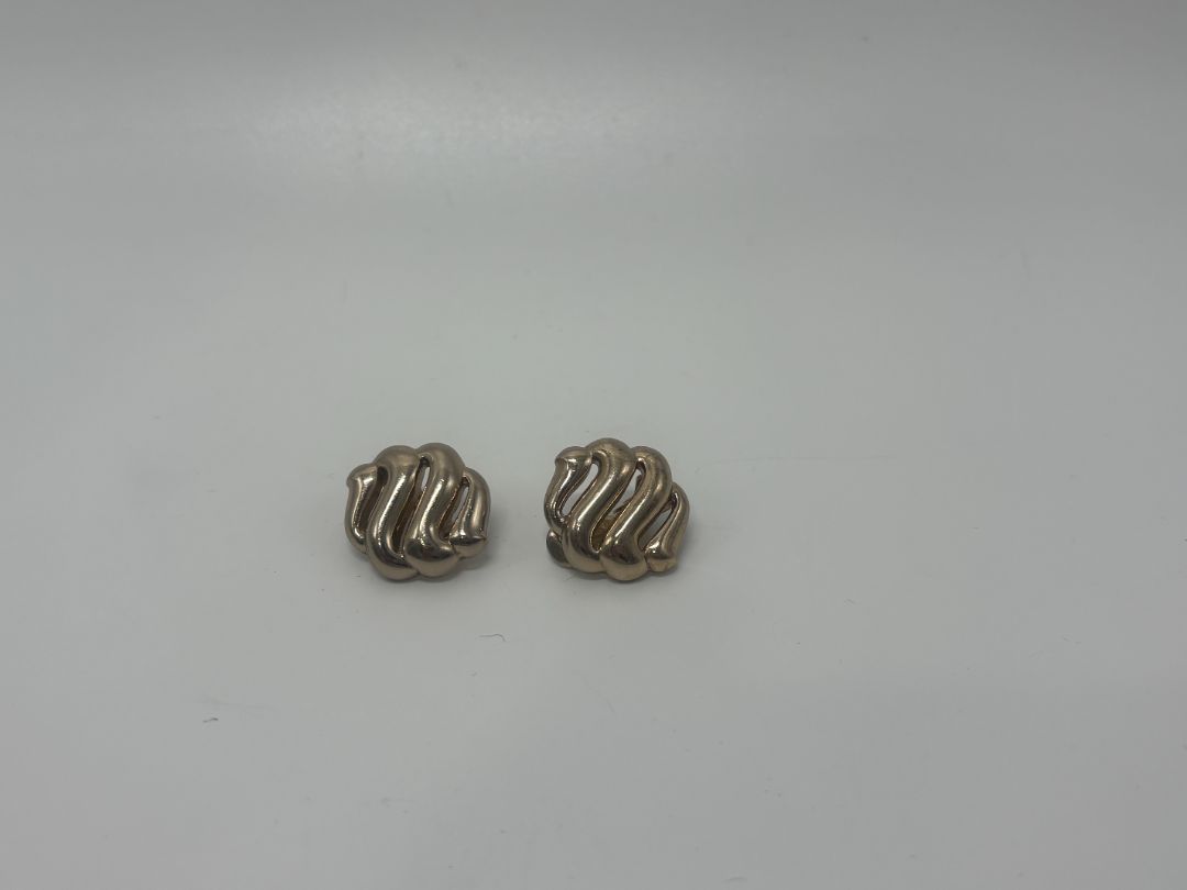 Monet Silver Vintage 1980s Openwork Swirl Clip On Earrings