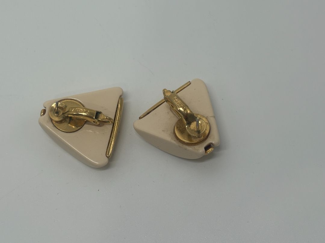 Napier Signed Vintage 1980s Geometric Triangle Modernist Pierced Earrings