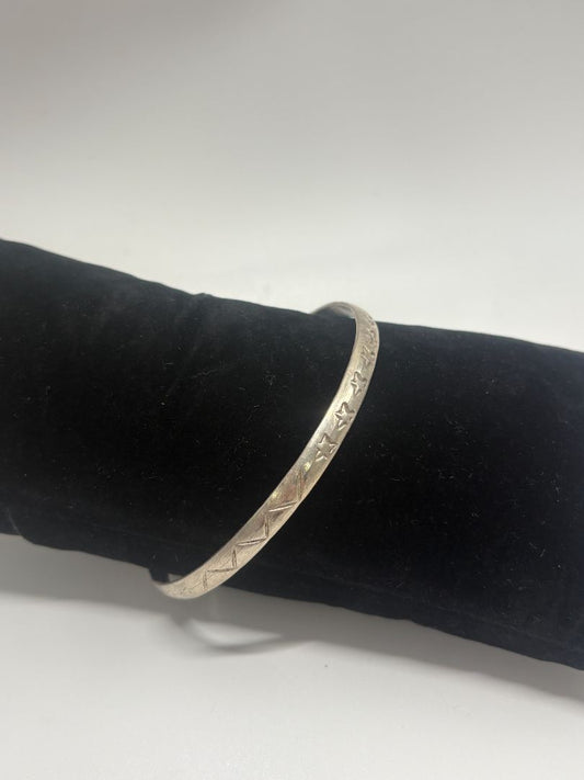 Vintage 1970s/1980s Sterling Silver Stamped Stars & Geometric Bangle Bracelet