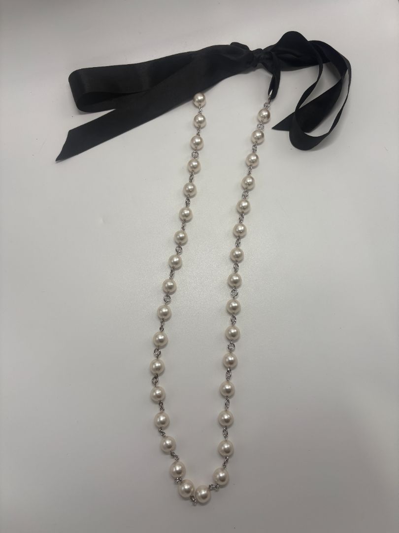 Vintage White Faux Pearl Station Chain Satin Ribbon Tie Necklace