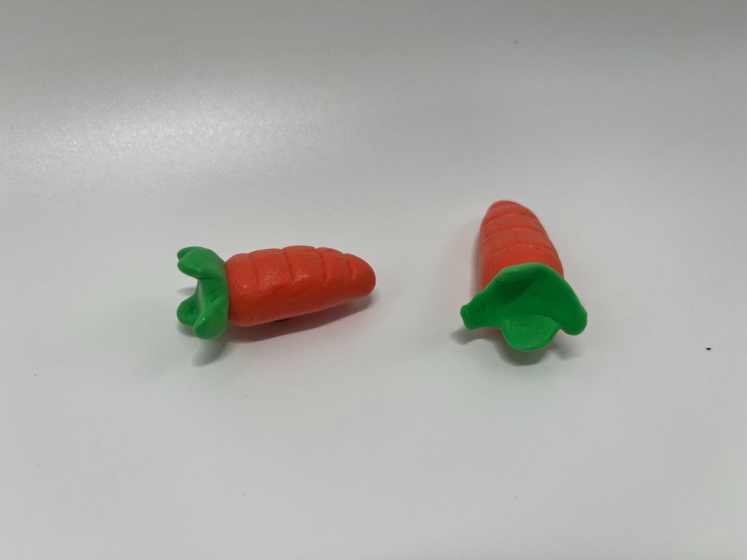 Carrot 2pcs Clay Magnets | Handmade