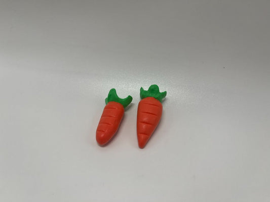 Carrot 2pcs Clay Magnets | Handmade