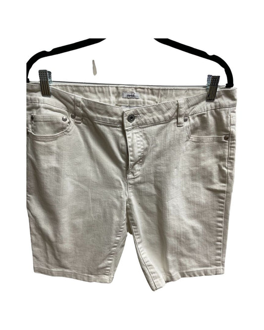Liz & Co White Jean Stretch Shorts