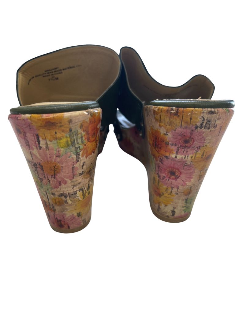 Nine West Vintage America Collection Dark Green Floral Platform Wedges