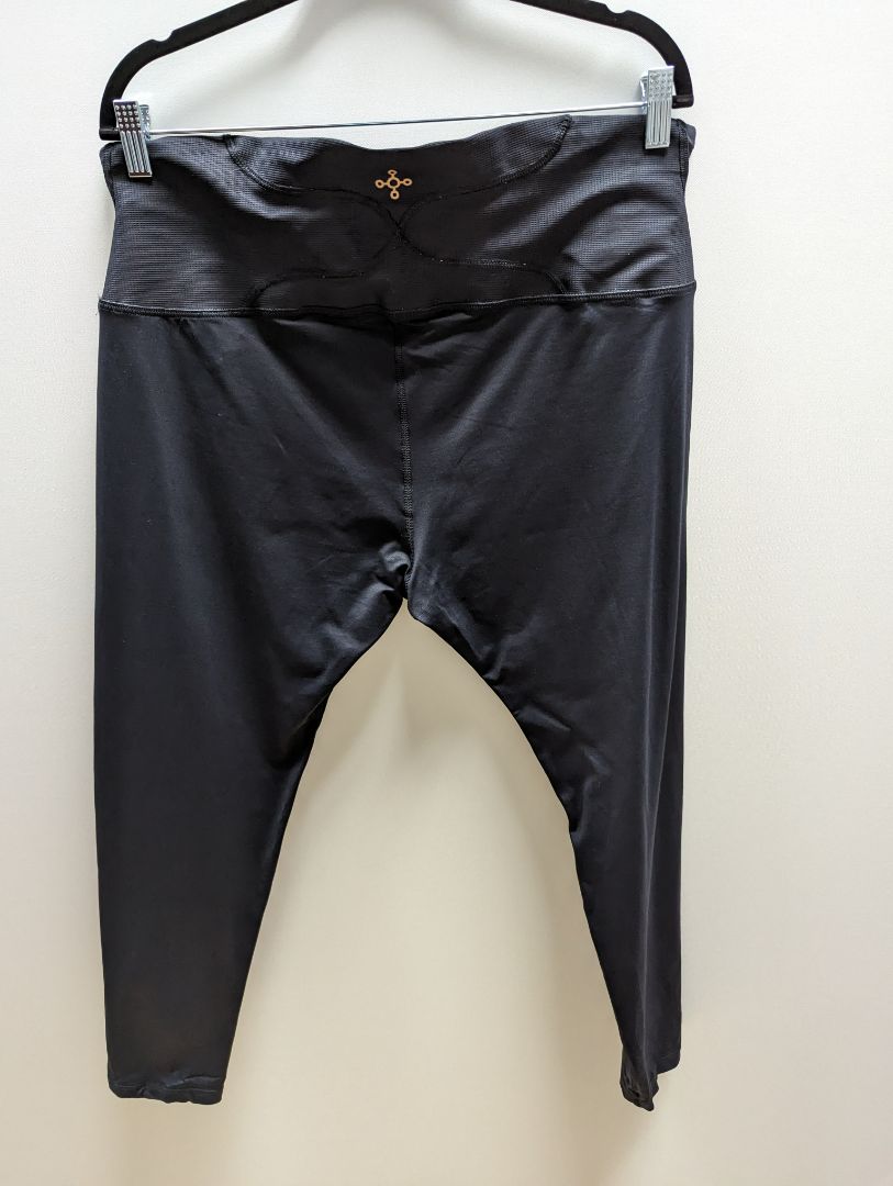 Tommie Copper Black Copper Infused Cropped Leggings