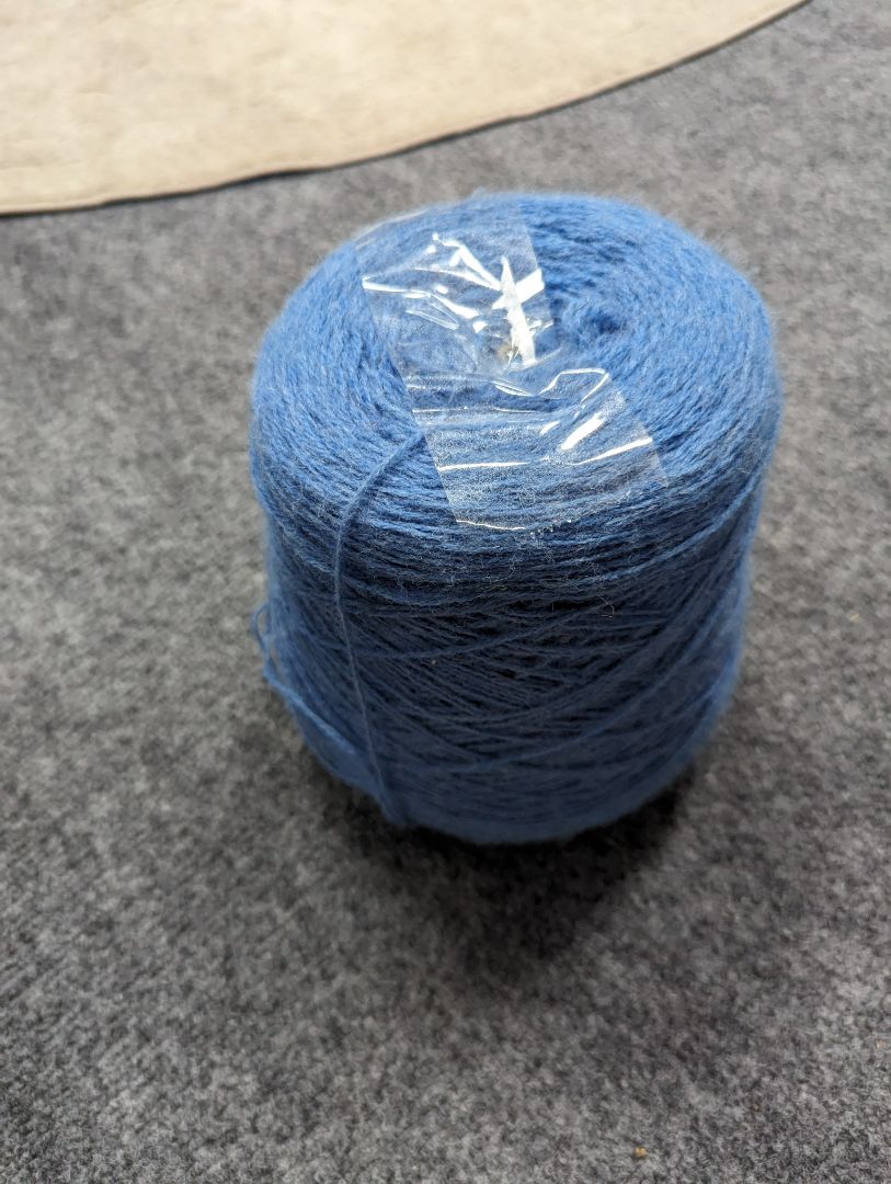 Heirloom Cone Yarn Blue Heather