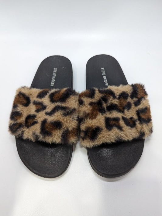 Steve Madden Black Sandal with Brown Leopard Strap