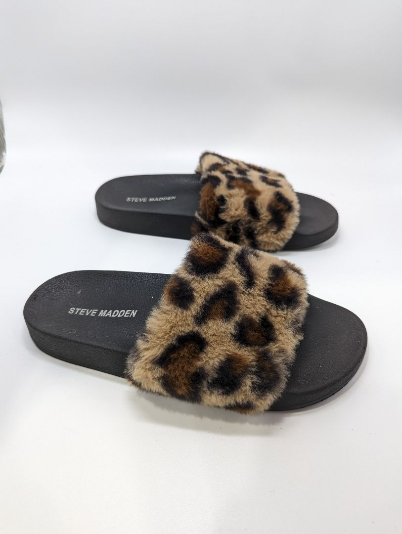 Steve Madden Black Sandal with Brown Leopard Strap