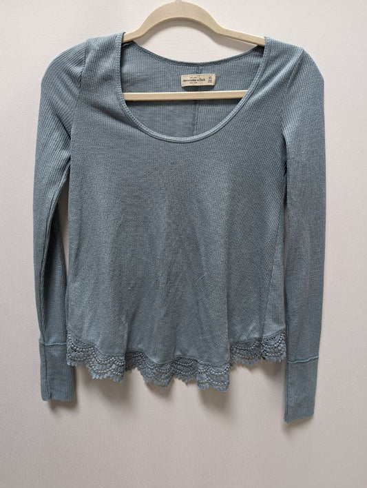 Abercrombie & Fitch Light Blue Textured Knit High-Low Blouse