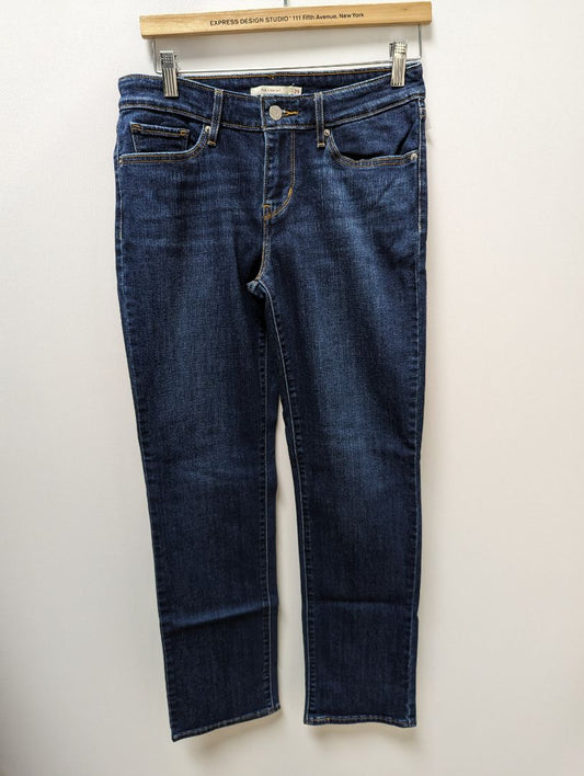 Levi Medium Wash Straight Jeans (29)