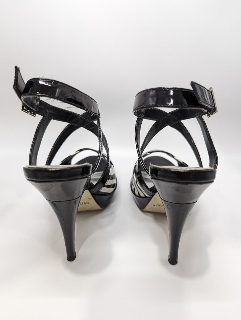 White House Black Market Black/White "Jane" Zebra Heels