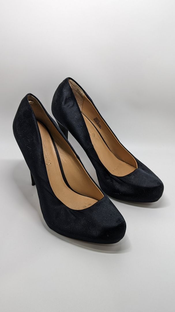 BCBGMAXAZRIA Black Satin Heels