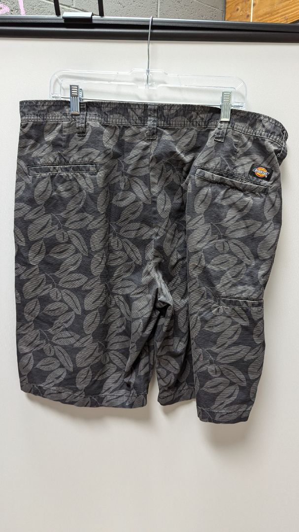 Dickies Light Grey Leaf Shorts