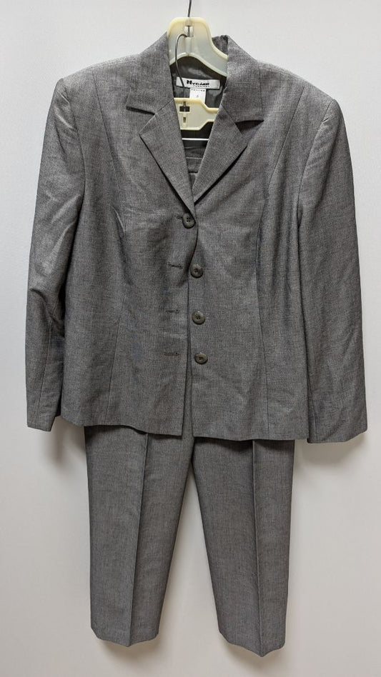 Nygard Collection Grey 4 Button Blazer Pants Suit Set