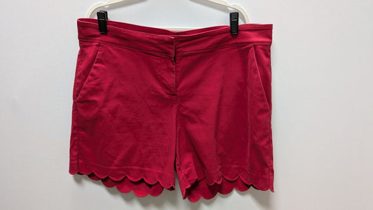 Isaac Mizrahi Red Scallop Shorts