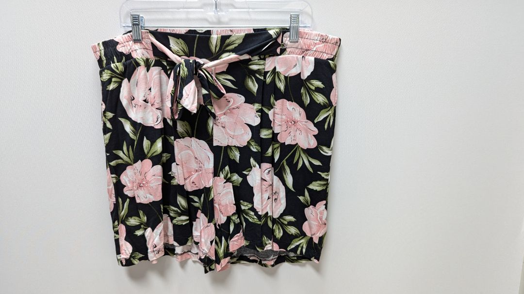 LASCANA for Venus Black/Pink Floral Knit Shorts