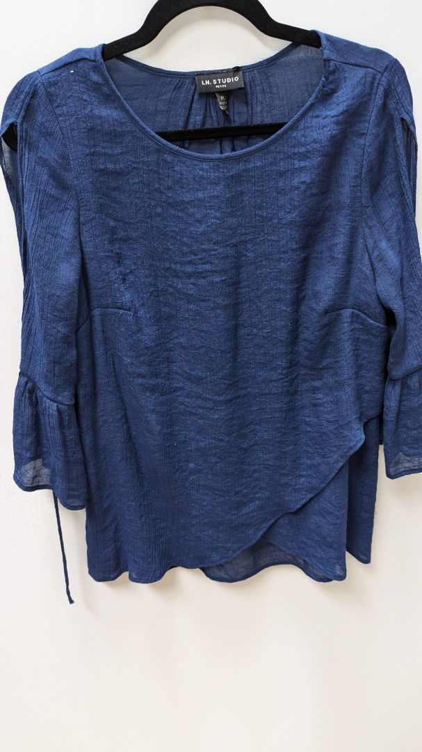 I.N. STUDIO Navy Linen Bell Sleeve Blouse