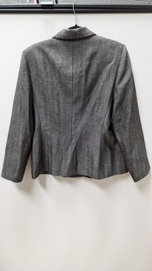 Jones Wear Dark Grey Patterned Blazer