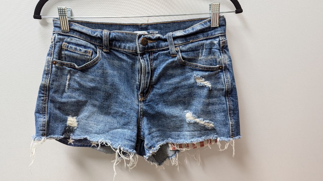 Old Navy Medium Wash Distressed American Jean Shorts