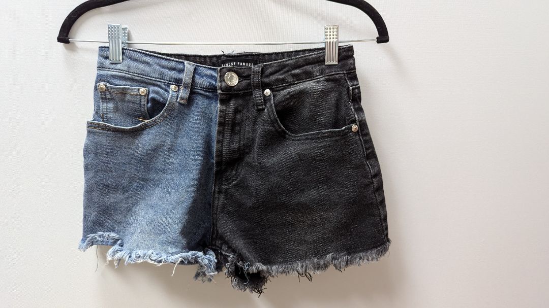 Almost Famous Black 2 Toned Jean Shorts