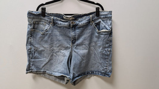 Torrid Denim Light Wash Jean Shorts