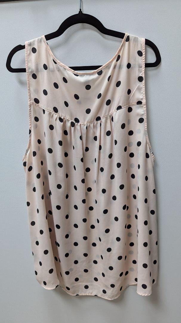 Torrid Light Pink/Black Polka Dot Sleeveless Blouse