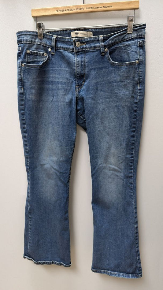 Levi Medium Wash 518 Bootcut Jeans