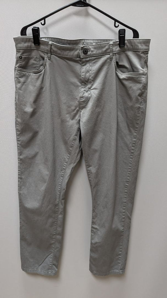 Izod Light Grey "Premium Stretch" Straight Pants