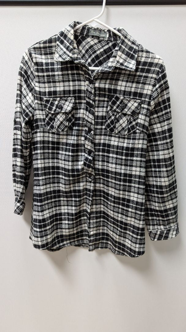 The Hanger Black/White Plaid Button Up Flannel Shirt