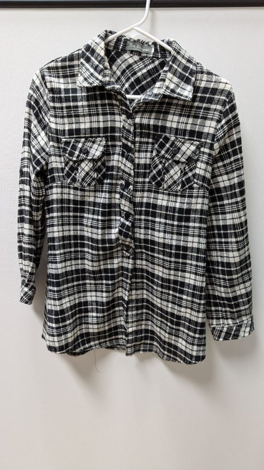 The Hanger Black/White Plaid Button Up Flannel Shirt