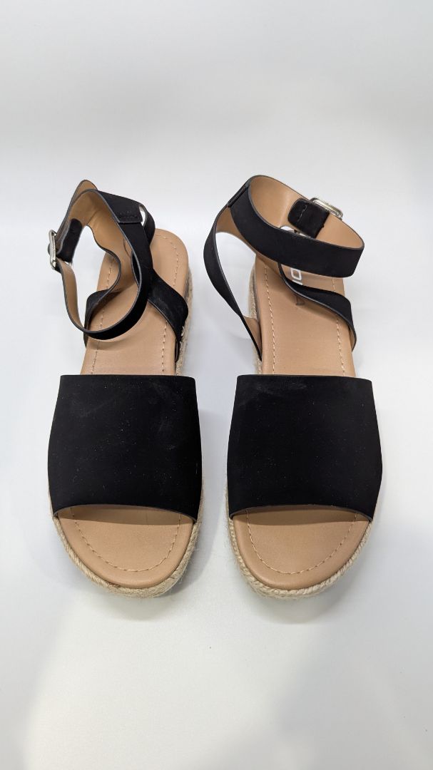 SODA Black/Tan Wicker Platform Sandals