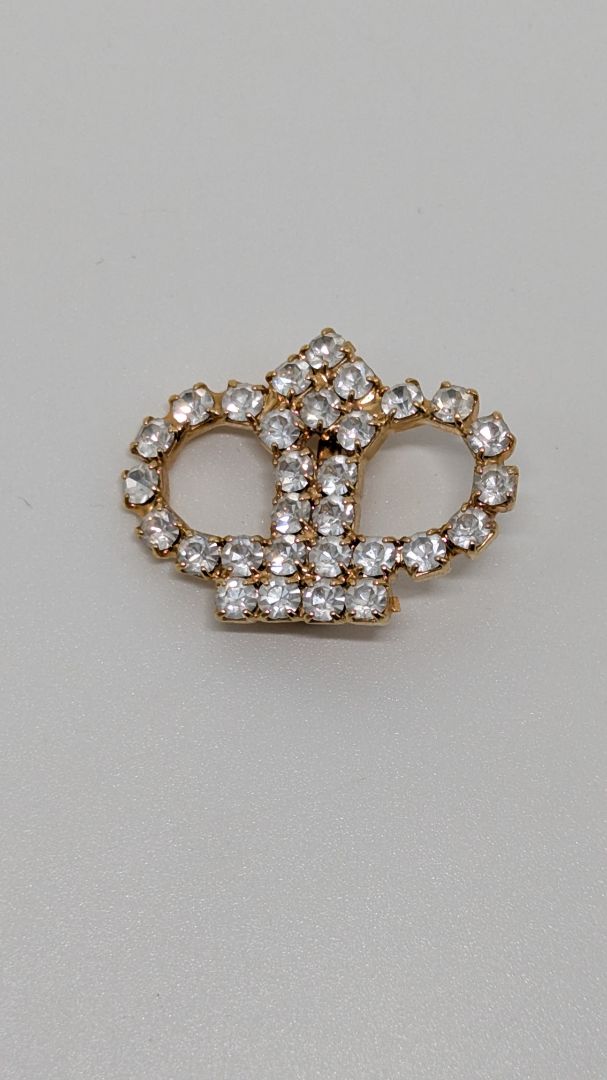 Gold/White Vintage Pointed Crown Brooch Pin